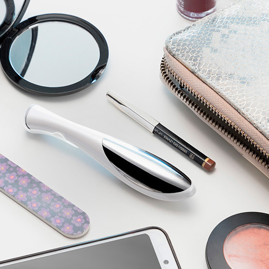 Vananemisvastane silma- ja huulemassaažipulk